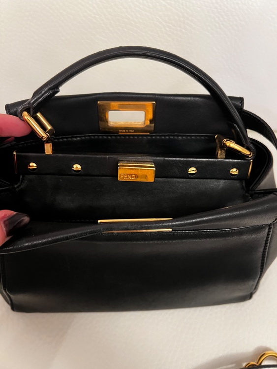 ピーカブー ミニ（ブランドバッグ）の商品画像 - 査定依頼日：2026年1月5日 - 最高査定価格：150,000円