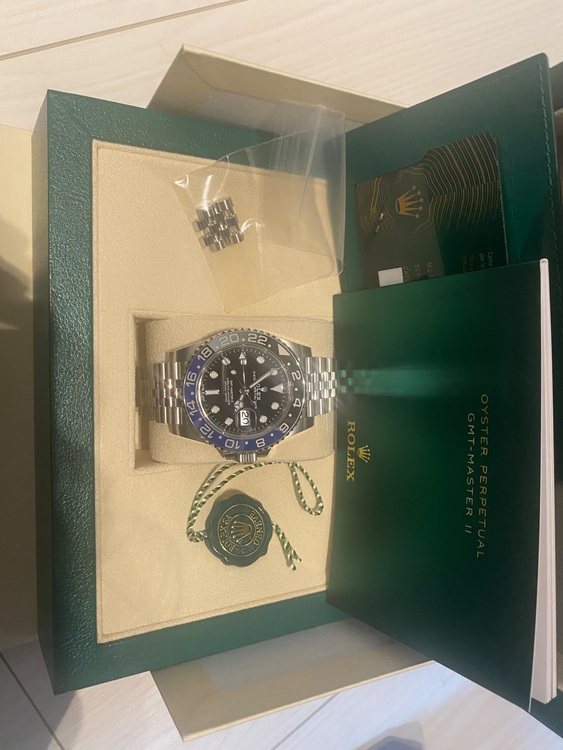 ロレックス GMTマスター 126710BNLR（高級時計）の商品画像 - 査定依頼日：2025年11月20日 - 最高査定価格：2,800,000円