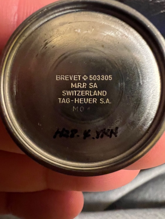 タグホイヤー その他 3000プロフェッショナル　23420（高級時計）の商品画像 - 査定依頼日：2025年9月11日 - 最高査定価格：55,000円