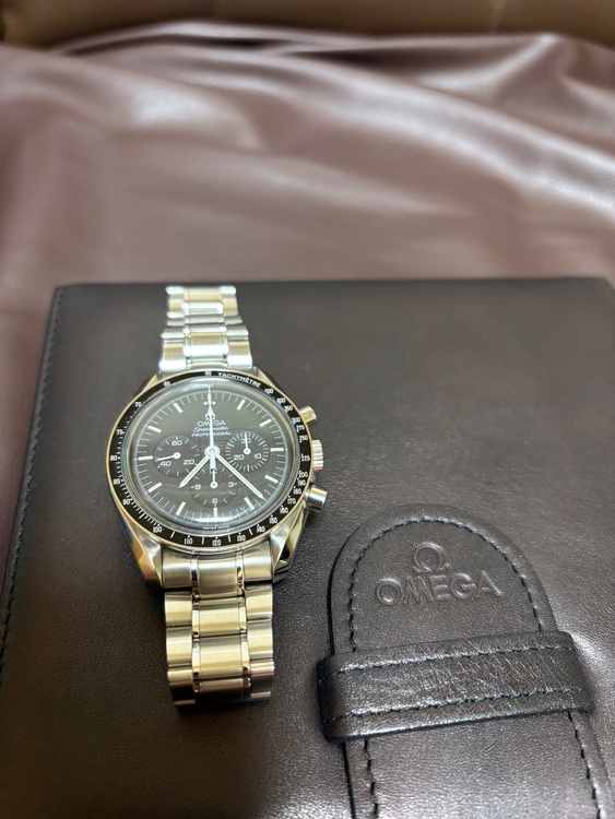 オメガ スピードマスター 3572500（高級時計）の商品画像 - 査定依頼日：2025年12月15日 - 最高査定価格：650,000円