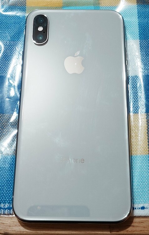 iPhone iPhoneX 64GB SIMフリー（スマホ）の商品画像 - 査定依頼日：2026年7月17日 - 最高査定価格：6,000円