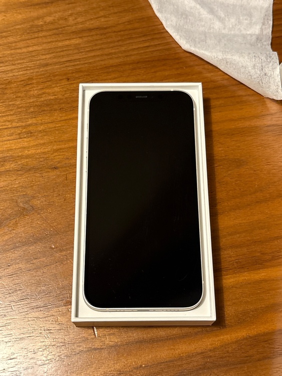 iPhone 12 128GB SIMフリー（スマホ）の商品画像 - 査定依頼日：2026年3月14日 - 最高査定価格：27,000円