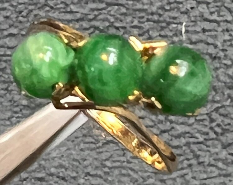 石が付いた指輪（宝石）の商品画像 - 査定依頼日：2025年2月23日 - 最高査定価格：10,000円