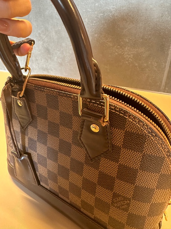 アルマ BB ダミエ・エベヌ（ブランドバッグ）の商品画像 - 査定依頼日：2025年10月2日 - 最高査定価格：170,000円