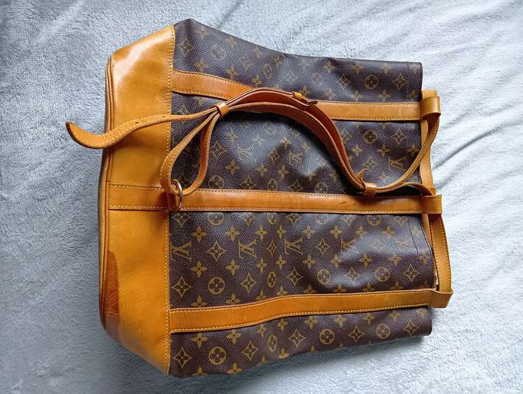ルイヴィトン モノグラム （ブランドバッグ）の商品画像 - 査定依頼日：2025年5月10日 - 最高査定価格：40,000円