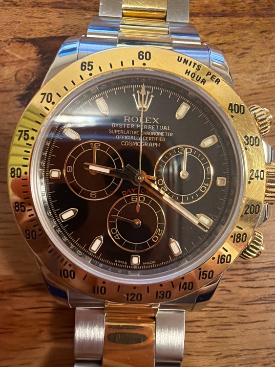 ロレックス デイトナ 11652（高級時計）の商品画像 - 査定依頼日：2025年12月22日 - 最高査定価格：2,800,000円