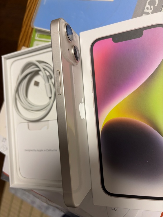 iPhone iPhone 14 128GB SIMフリー（スマホ）の商品画像 - 査定依頼日：2026年9月25日 - 最高査定価格：46,500円