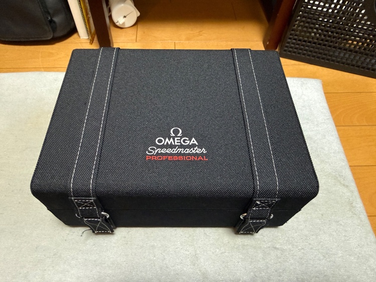 SPEEDMASTE﻿R ムーンウォッチ プロフェッショナ﻿ル（高級時計）の商品画像 - 査定依頼日：2025年12月6日 - 最高査定価格：870,000円