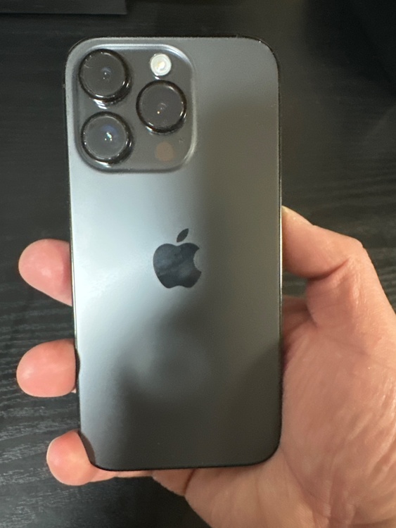 iPhone 16 Pro 256GB docomo（スマホ）の商品画像 - 査定依頼日：2026年3月9日 - 最高査定価格：101,000円