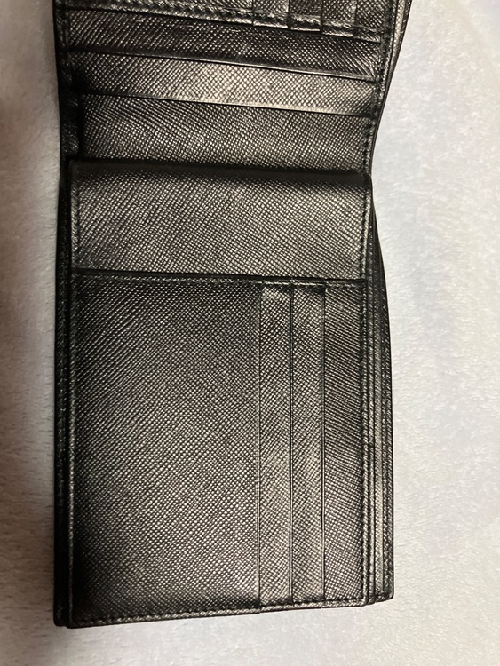 プラダ  （ブランドバッグ）の商品画像 - 査定依頼日：2026年1月5日 - 最高査定価格：13,000円