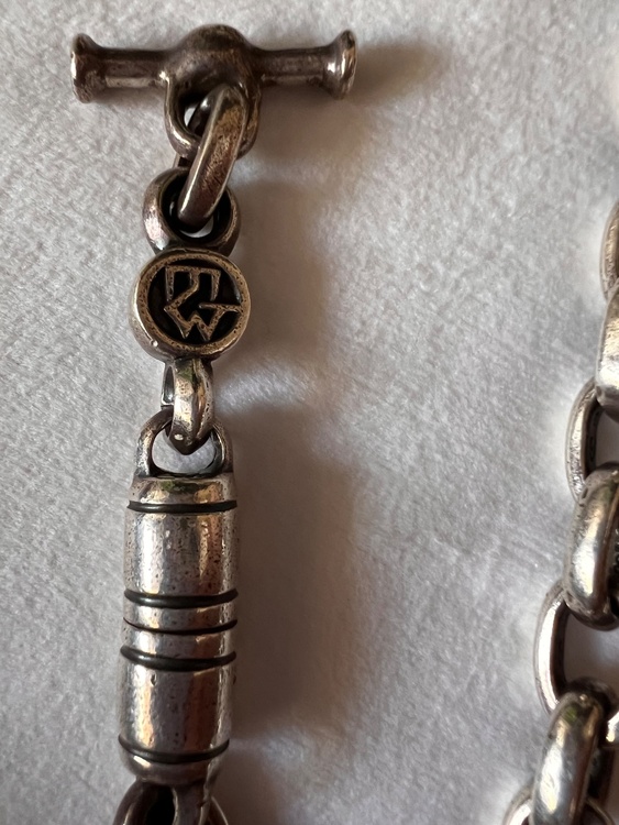 HOOK WITH D.C RING. LION & SMOOTH LINKS （金・貴金属）の商品画像 - 査定依頼日：2026年5月14日 - 最高査定価格：80,000円