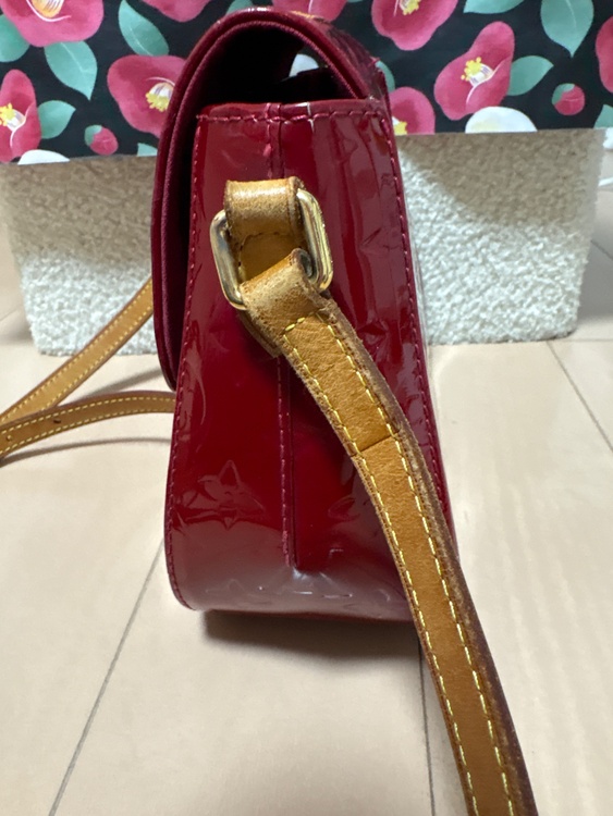 ヴェルニ（ブランドバッグ）の商品画像 - 査定依頼日：2026年1月31日 - 最高査定価格：60,000円