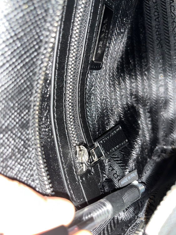 プラダ  （ブランドバッグ）の商品画像 - 査定依頼日：2025年8月28日 - 最高査定価格：130,000円