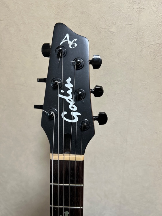 godin A6 ピエゾ（ピアノ・楽器・PA機材）の商品画像 - 査定依頼日：2026年4月17日 - 最高査定価格：55,000円