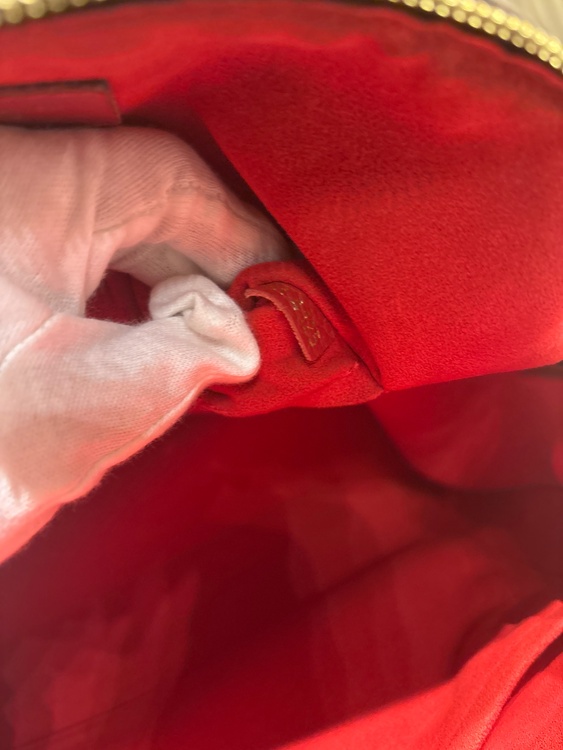 レティーロ（ブランドバッグ）の商品画像 - 査定依頼日：2026年2月13日 - 最高査定価格：110,000円