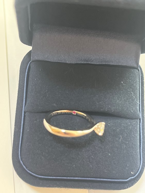 21222-284-7201　Aqua Loop（宝石）の商品画像 - 査定依頼日：2023年8月4日 - 最高査定価格：20,000円