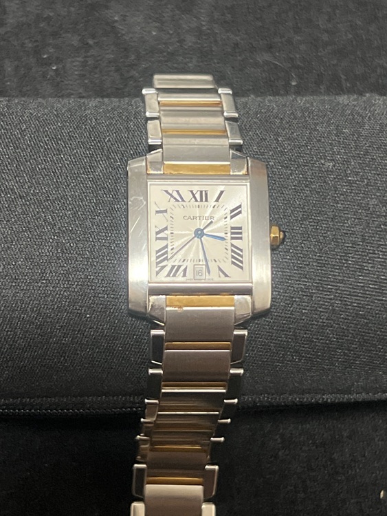 カルティエ タンク 158017B（高級時計）の商品画像 - 査定依頼日：2025年7月30日 - 最高査定価格：485,000円
