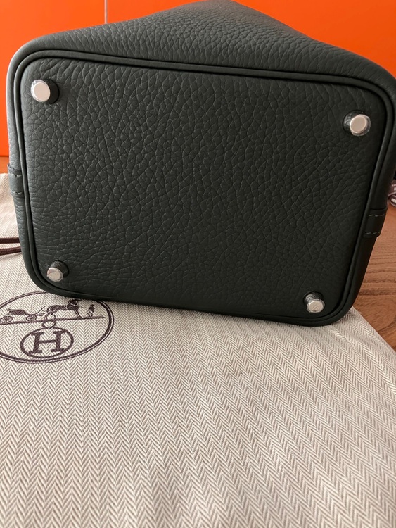 pmサイズ　k刻印　ヴェールフォンセ シルバー金具（ブランドバッグ）の商品画像 - 査定依頼日：2025年6月18日 - 最高査定価格：560,000円