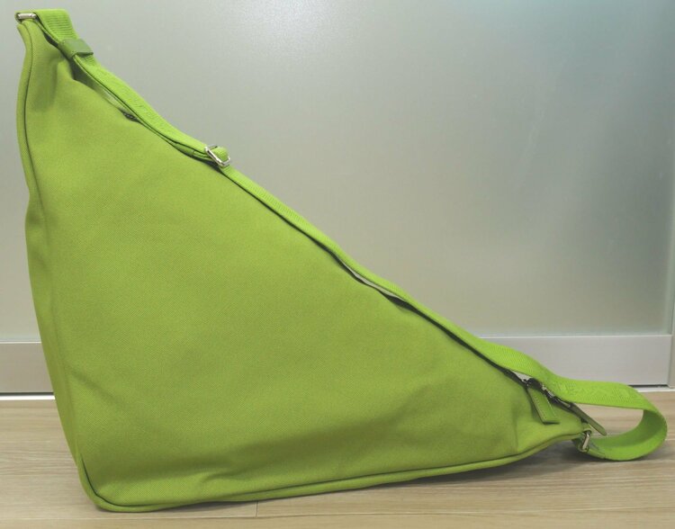 プラダ  （ブランドバッグ）の商品画像 - 査定依頼日：2026年2月10日 - 最高査定価格：80,000円