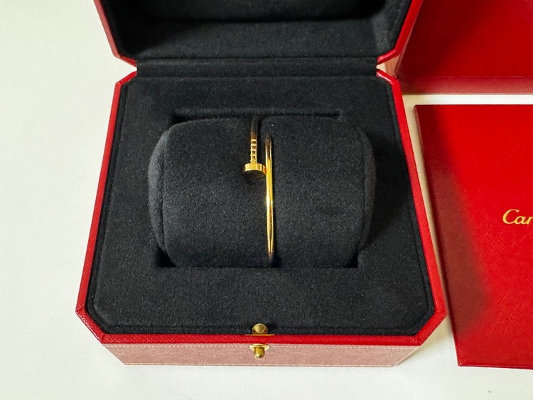 Cartier ジュストアンクル ブレスレット、スモールモデル ピンクゴールド（金・貴金属）の商品画像 - 査定依頼日：2026年2月12日 - 最高査定価格：550,000円