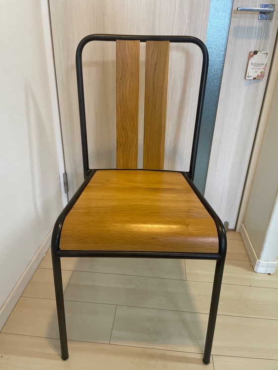 椅子（家具・寝具）の商品画像 - 査定依頼日：2026年5月9日 - 最高査定価格：3,000円