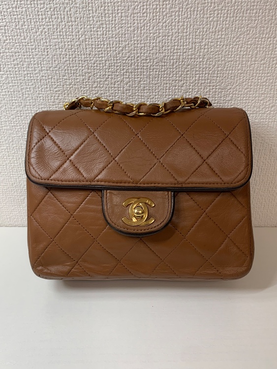 ミニマトラッセ　ブラウン（ブランドバッグ）の商品画像 - 査定依頼日：2026年3月18日 - 最高査定価格：180,000円