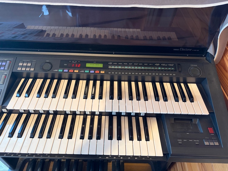 YAMAHAエレクトーンHS8（ピアノ・楽器・PA機材）の商品画像 - 査定依頼日：2026年8月11日 - 最高査定価格：5,000円