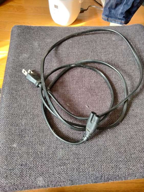 PlayStation4本体 龍が如く6 Starter Limited Pac（ゲーム機本体・ゲームソフト）の商品画像 - 査定依頼日：2023年9月2日 - 最高査定価格：11,000円