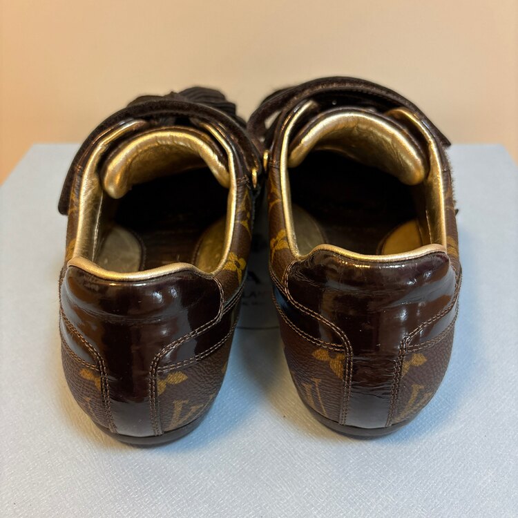 モノグラム　スニーカー（ブランド財布・小物）の商品画像 - 査定依頼日：2025年5月4日 - 最高査定価格：10,000円