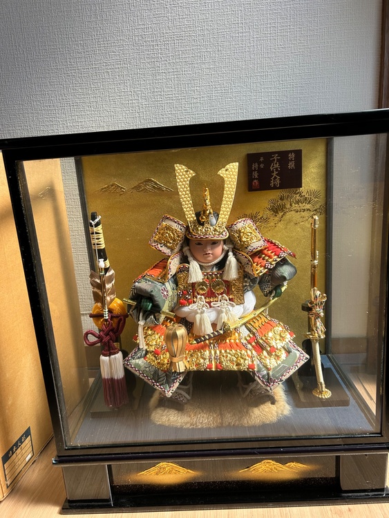 五月人形（美術品・骨董品）の商品画像 - 査定依頼日：2026年3月7日 - 最高査定価格：3,000円