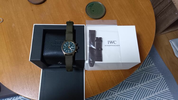 IWC パイロットウォッチ IW38790（高級時計）の商品画像 - 査定依頼日：2025年12月4日 - 最高査定価格：620,000円