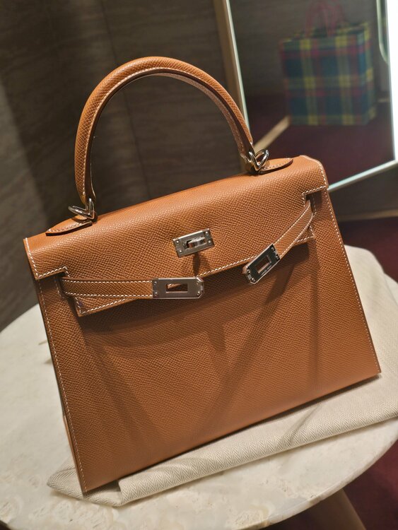 ケリー（ブランドバッグ）の商品画像 - 査定依頼日：2026年2月14日 - 最高査定価格：3,300,000円