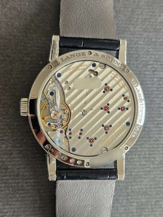 ランゲ＆ゾーネ ランゲ1 （高級時計）の商品画像 - 査定依頼日：2025年5月14日 - 最高査定価格：5,000,000円