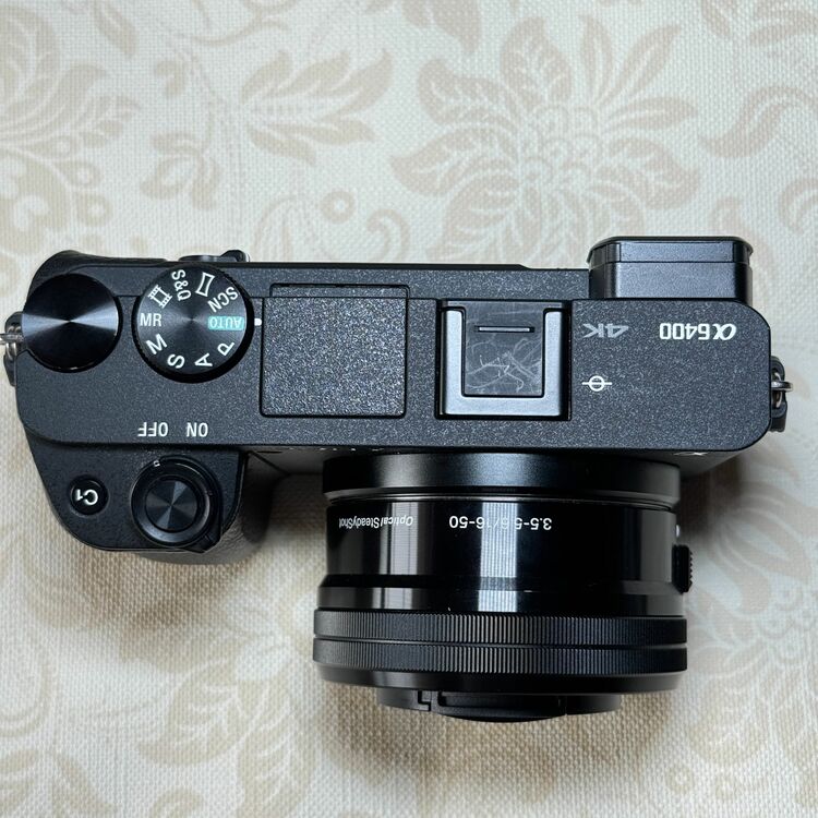 α6400（カメラ）の商品画像 - 査定依頼日：2025年10月21日 - 最高査定価格：70,000円