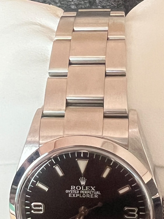 エクスプローラー1  114270（高級時計）の商品画像 - 査定依頼日：2025年11月17日 - 最高査定価格：1,000,000円