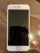 iPhone7 MNCF2J/A（スマホ）の商品画像 - 査定依頼日：2023年5月1日 - 最高査定価格：3,000円