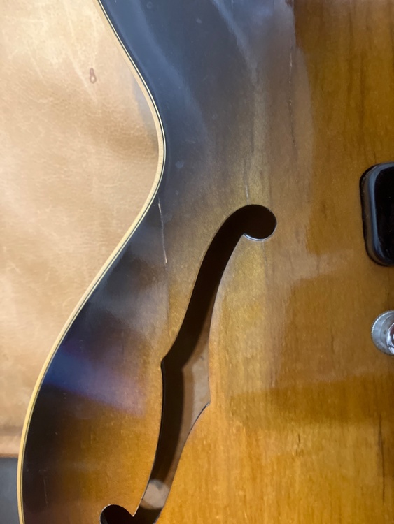 ES-135（ピアノ・楽器・PA機材）の商品画像 - 査定依頼日：2026年4月27日 - 最高査定価格：200,000円