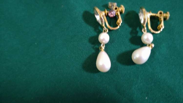 ピアス　イヤリング　いろいろ（金・貴金属）の商品画像 - 査定依頼日：2023年7月16日 - 最高査定価格：130,000円