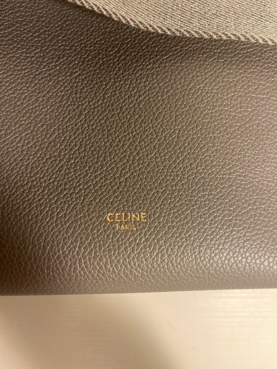 セリーヌ  （ブランドバッグ）の商品画像 - 査定依頼日：2025年2月21日 - 最高査定価格：120,000円