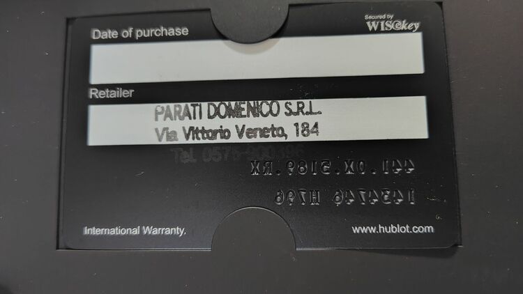 ビッグバンウニコ キングゴールド ブルー（高級時計）の商品画像 - 査定依頼日：2025年8月28日 - 最高査定価格：2,500,000円