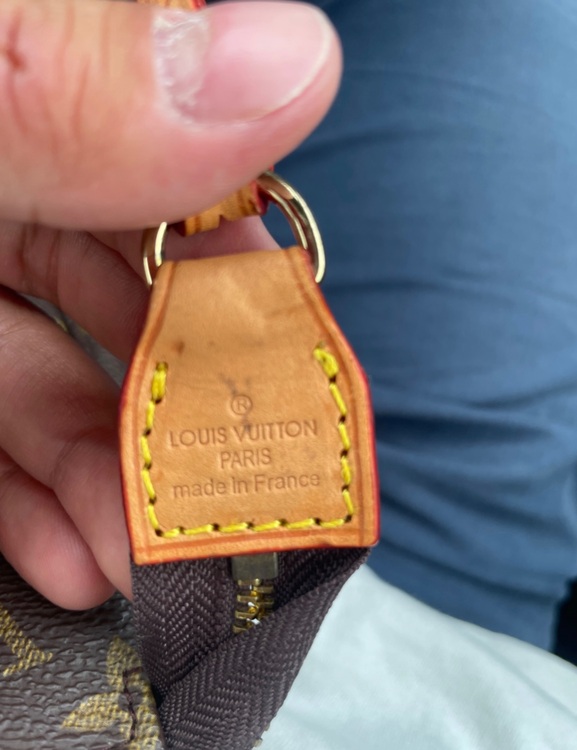 ルイヴィトン　モノグラム（ブランドバッグ）の商品画像 - 査定依頼日：2025年7月15日 - 最高査定価格：15,000円