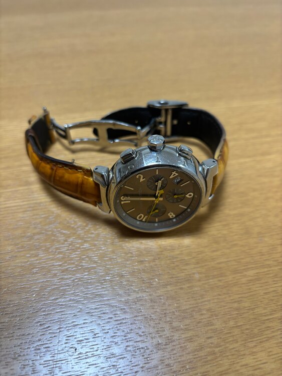 その他 その他 ルイヴィトンタンブールQ1122（高級時計）の商品画像 - 査定依頼日：2025年2月26日 - 最高査定価格：130,000円