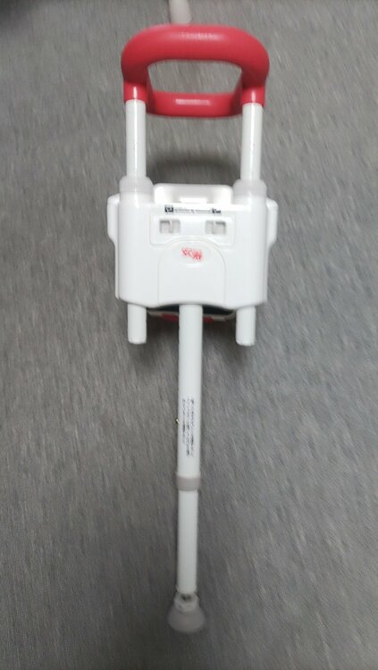 ユニットバス対応浴槽手摺（介護用品）の商品画像 - 査定依頼日：2025年12月30日 - 最高査定価格：1,000円