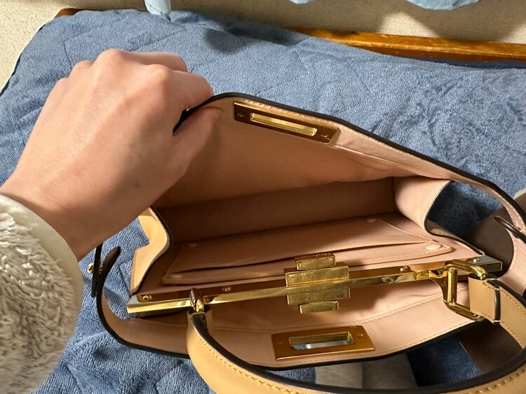 フェンディ  （ブランドバッグ）の商品画像 - 査定依頼日：2025年2月4日 - 最高査定価格：200,000円