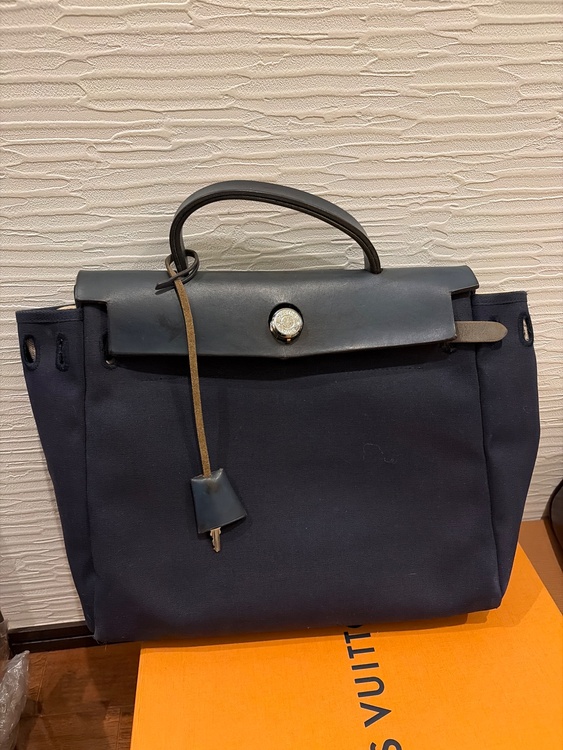 ハンドバック（ブランドバッグ）の商品画像 - 査定依頼日：2026年4月21日 - 最高査定価格：40,000円