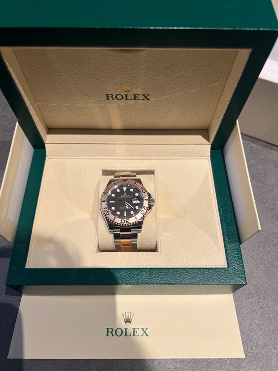 ロレックス ヨットマスター 12662（高級時計）の商品画像 - 査定依頼日：2026年3月7日 - 最高査定価格：2,500,000円