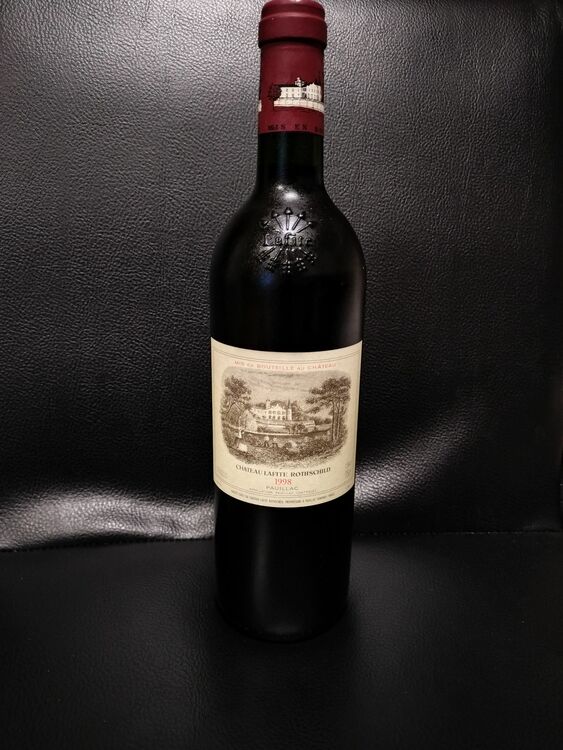 シャトー・ラフィット・ロートシルト 1998 750ml（お酒）の商品画像 - 査定依頼日：2025年8月17日 - 最高査定価格：63,000円