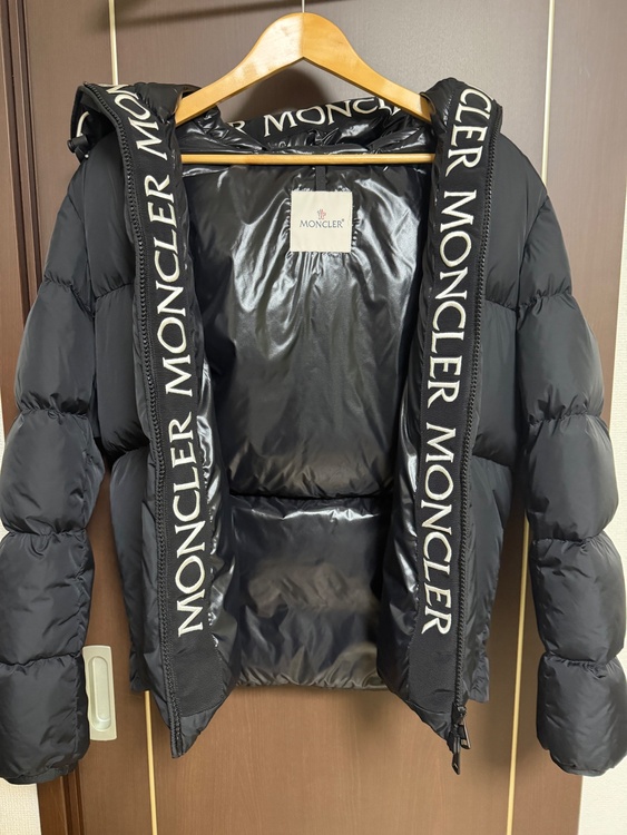 Montcla（古着・ファッション）の商品画像 - 査定依頼日：2026年10月5日 - 最高査定価格：100,000円