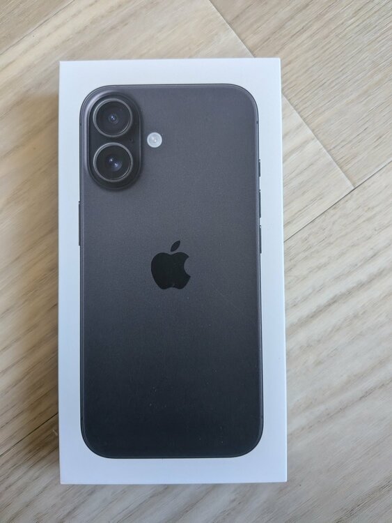 iPhone 16 128GB Softbank（スマホ）の商品画像 - 査定依頼日：2025年12月6日 - 最高査定価格：90,000円