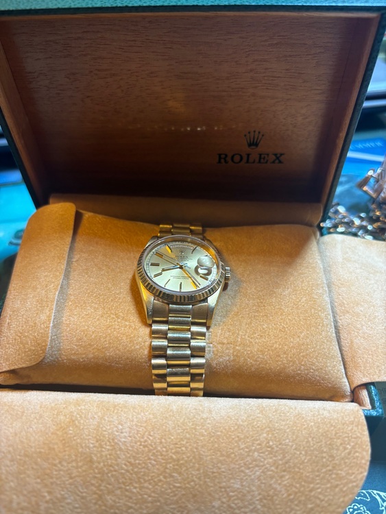 ロレックス デイデイト 1823（高級時計）の商品画像 - 査定依頼日：2025年10月16日 - 最高査定価格：2,900,000円